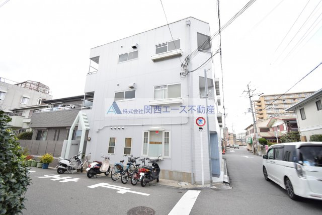 【外観】 | ラウンドツウ鴻池