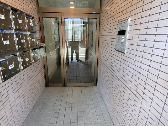 【エントランス】