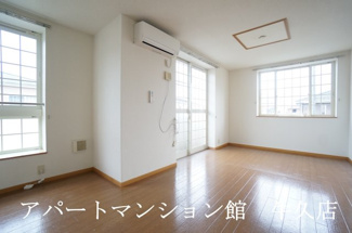【居間・リビング】 | レジデンスさくら台Ｂ