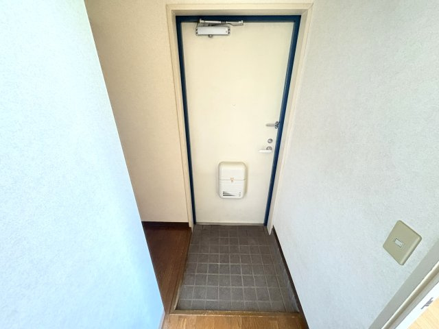 シャンブルド昭島の玄関