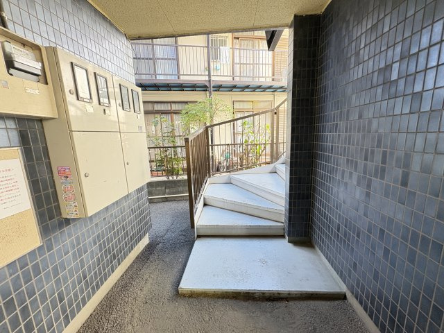 シャンブルド昭島のエントランス