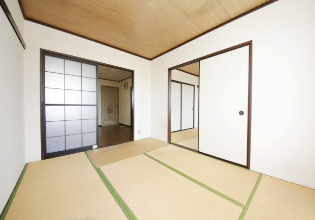 フォーブル末広の寝室