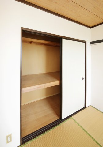 フォーブル末広の収納