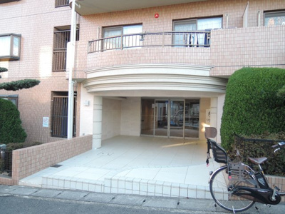 【エントランス】 | リリファ鷺沼