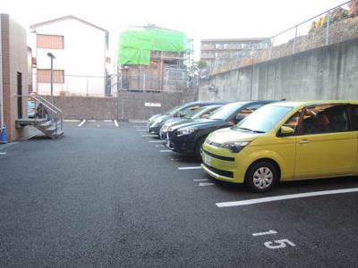 【駐車場】 | リリファ鷺沼