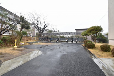 【その他共用部分】 | 竹山団地1609号棟 | バイク置場