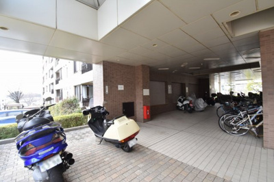 【その他共用部分】 | シンフォニックヒルズふれあいの街24-6号棟 | バイク置場