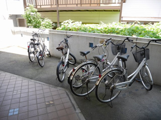 【その他共用部分】 | 岩田ビルの駐輪場