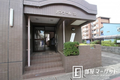 【エントランス】 | バンブール３２