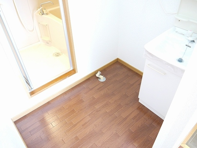 エステートピアヨネザワの設備|コンパクトで使いやすい洗面所