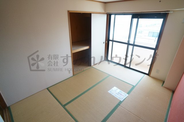マンションボナミ田中の和室