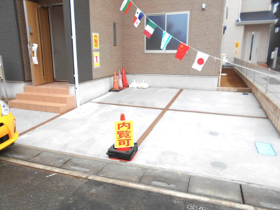 【駐車場】 | 岩槻区　南辻　全3棟　らすと2棟 | 駐車スペースもあります