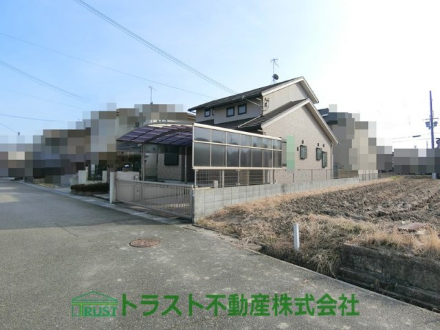 神戸市西区宮下3丁目　中古戸建の前面道路含む現地写真
