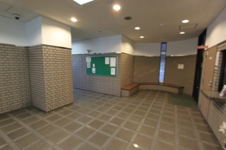 【エントランス】