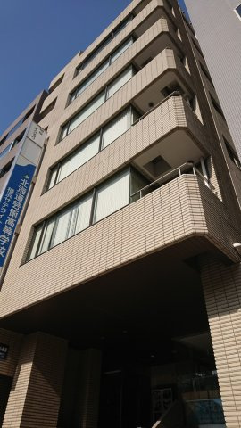 明友ビルの外観