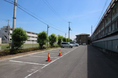 【駐車場】 | クオリア上之島町南