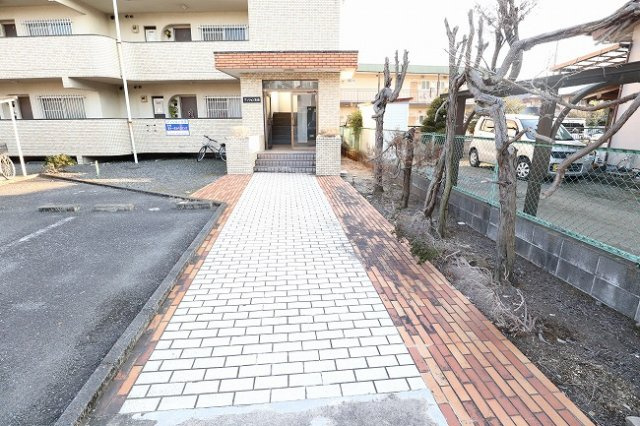 マンション志茂のエントランス