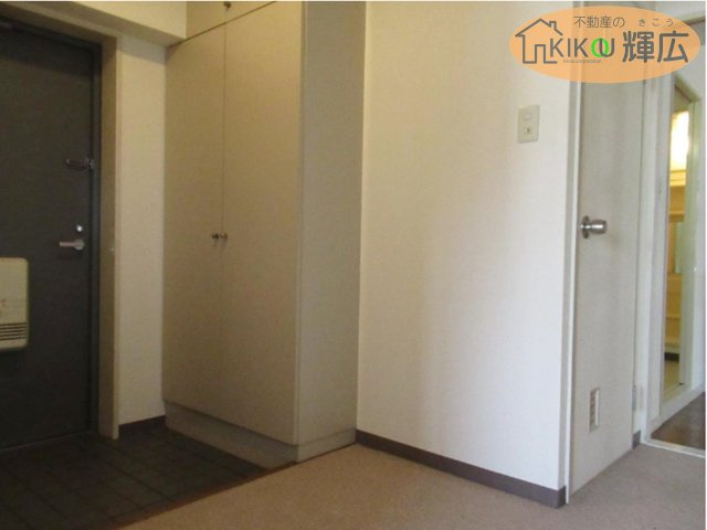 【玄関】 | グランドシャトー西明石　3階 | 玄関にはシューズBOX付です