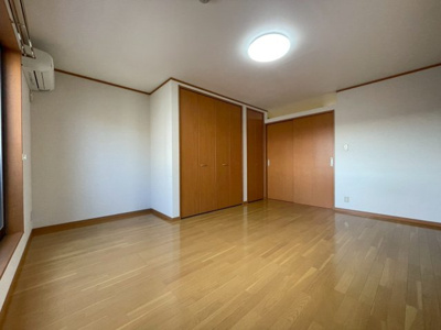 【寝室】 | Pista魚住町