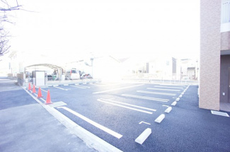 【駐車場】