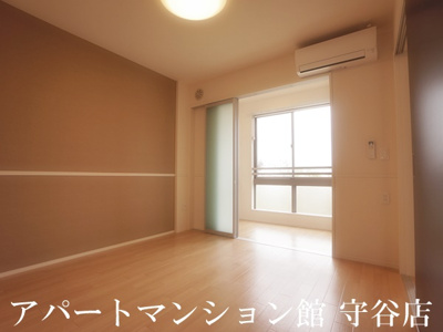 【居間・リビング】 | Excellent Palace