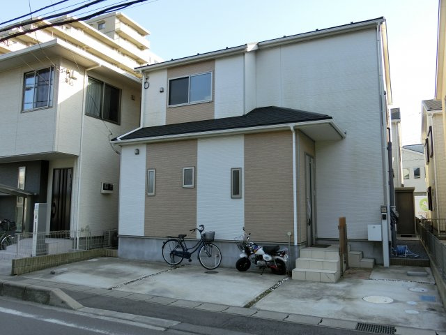 習志野市東習志野２丁目　中古戸建　平成２７年建築　の外観|習志野市東習志野２丁目　中古戸建　平成２７年建築　惜譲　１０年保証継承可　全２３区画の開発分譲地内
