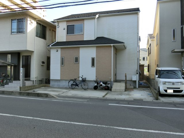 習志野市東習志野２丁目　中古戸建　平成２７年建築　の外観