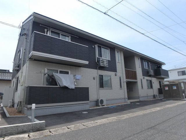 レセンテ1038の外観