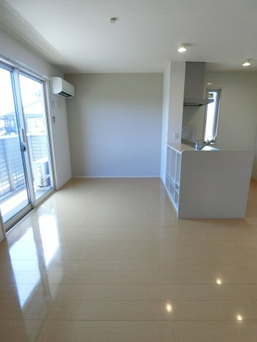 Mel-court（メルコート）の居間・リビング