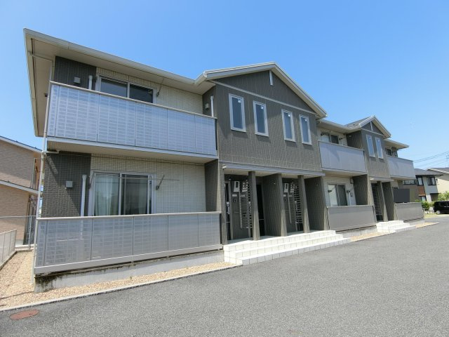 Mel-court（メルコート）の外観