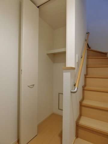 Mel-court（メルコート）の内装