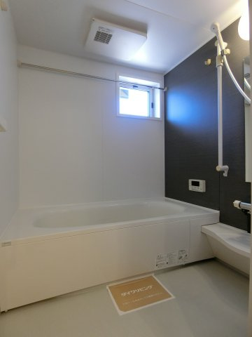 Mel-court（メルコート）の浴室