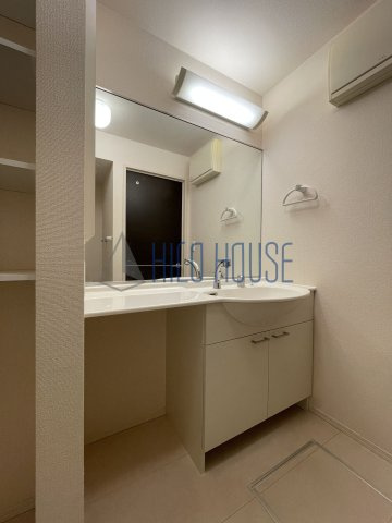 レフィナード(川越的場)の洗面所