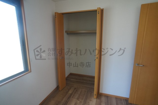 グリーンフォーレスト伊丹　C棟の収納