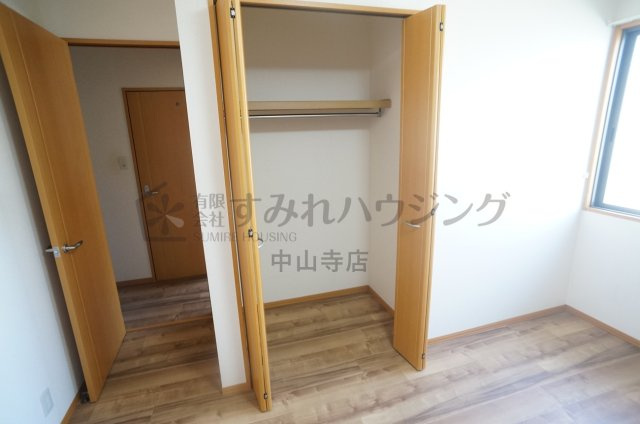 グリーンフォーレスト伊丹　C棟の収納