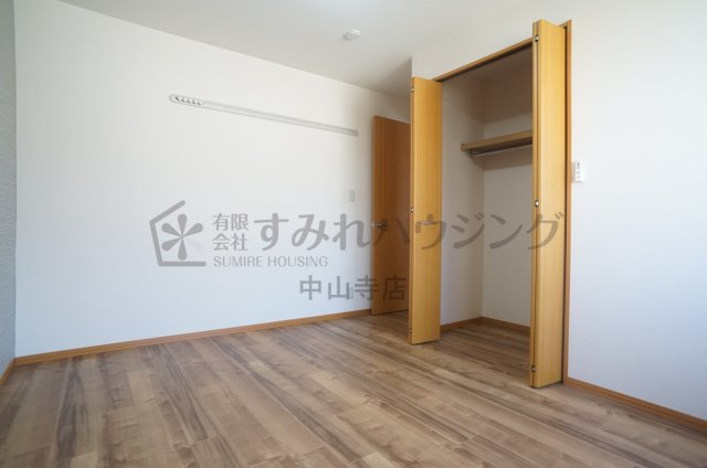 グリーンフォーレスト伊丹　C棟の和室