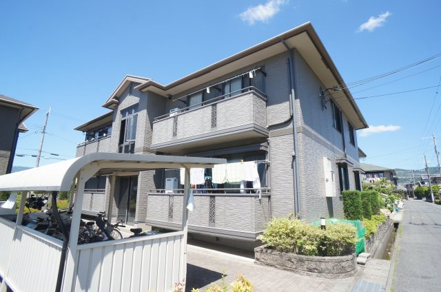 グリーンフォーレスト伊丹　C棟