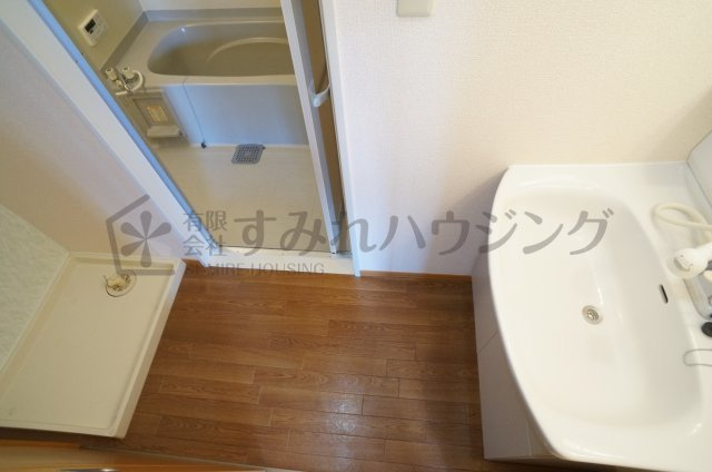 グリーンフォーレスト伊丹　C棟の洗面所