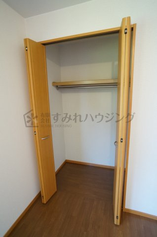 グリーンフォーレスト伊丹　C棟の収納