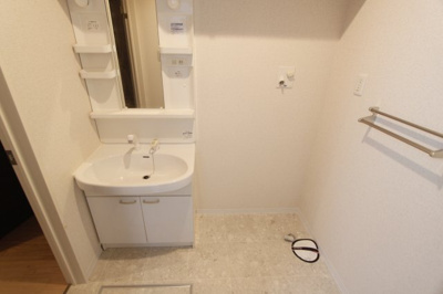 【洋室】 | アルティ逢坂Ｂ