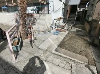 【その他共用部分】 | 敷地内にある駐輪場です！自転車はちょっとした移動手段に便利ですよね♪