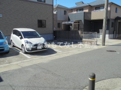 【駐車場】 | クリスタル円明