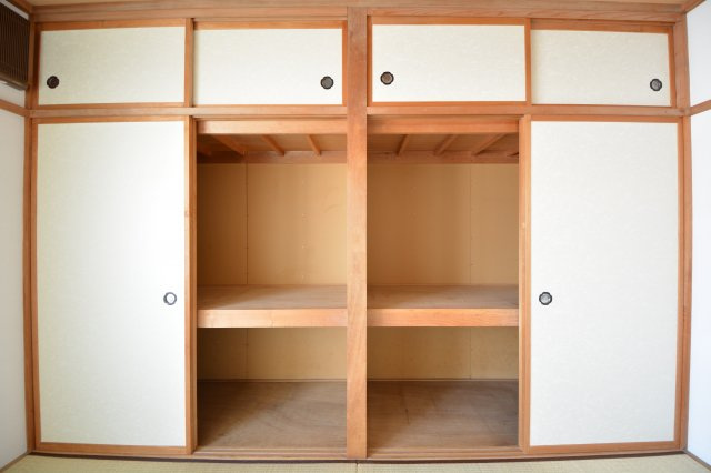 【収納】 | 高樋アパート | 押入二間