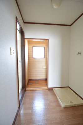 【その他】 | 高樋アパート | 脱衣場　洗濯機置き場