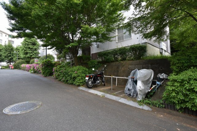 【その他共用部分】 | 宮前平グリーンハイツ52号棟 | 駐輪場・バイク置場