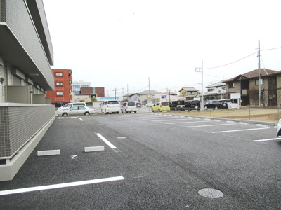 【駐車場】 | グレイススクエア