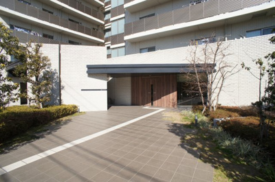 【エントランス】 | ザ・パークハウス青砥