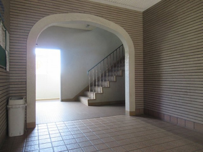 【ロビー】 | コスモハイツ西川（吉田賃貸） | 建物の内部です
