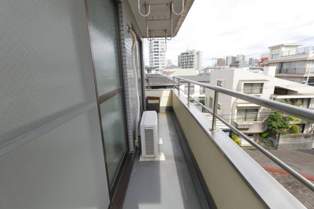 YKハイツのバルコニー