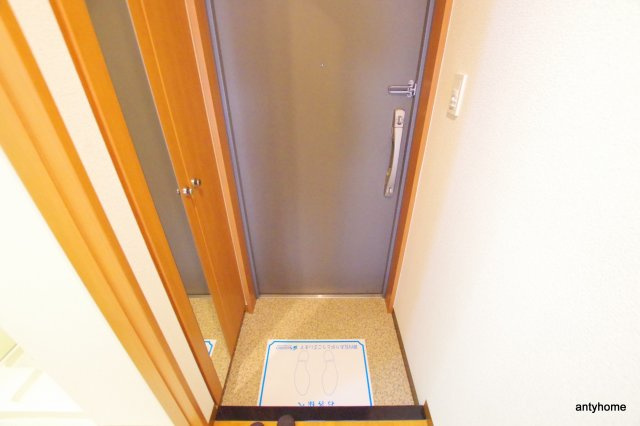 堂島プライマリーワン　仲介手数料無料の玄関